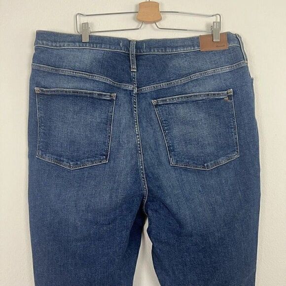 Madewell The Mom Jean Plus Size 37 High Waist Mom Jeans Medium Wash Distressed - Picture 8 of 12